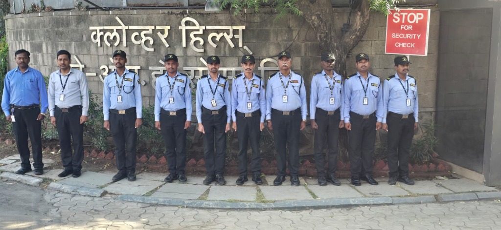 Rapid Security trained guard team at Clover Hills